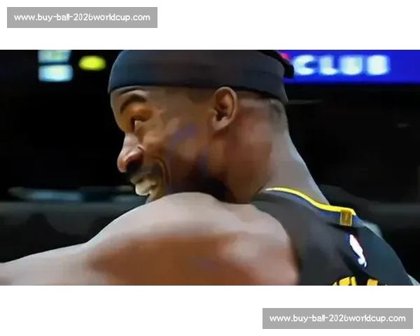 热火两年 2400 万锁死米切尔!季后赛高效铁闸助巴特勒冲冠 热火两年 2400 万锁死米切尔!季后赛高效铁闸助巴特勒冲冠